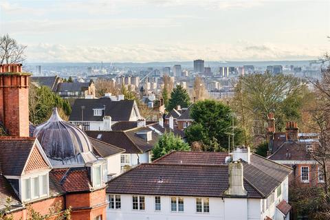 4 bedroom flat for sale, Frognal, Hampstead, NW3