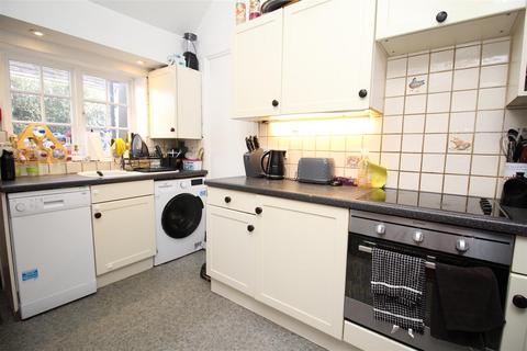 4 bedroom house to rent, Broad Street, Canterbury