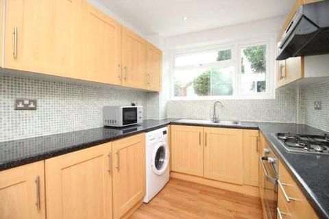 3 bedroom end of terrace house for sale, Wingrave Crescent, Brentwood, Essex, CM14