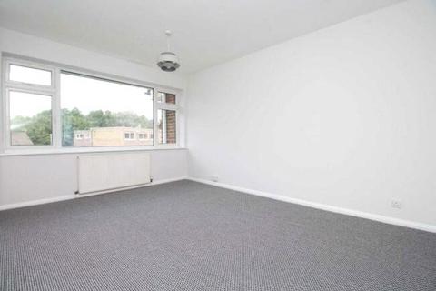 3 bedroom end of terrace house for sale, Wingrave Crescent, Brentwood, Essex, CM14