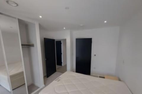 2 bedroom flat to rent, Kilburn Park Road, London, NW6