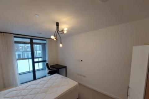 2 bedroom flat to rent, Kilburn Park Road, London, NW6