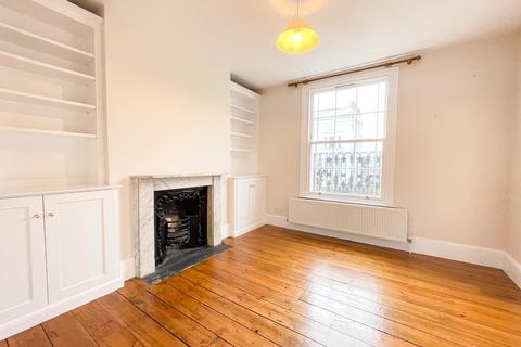 4 bedroom semi-detached house to rent, Windmill Street, Gravesend