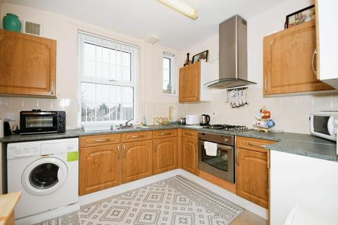 18 Cowper Crescent, Sheffield, S6 1AW
