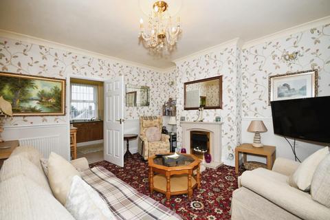 18 Cowper Crescent, Sheffield, S6 1AW