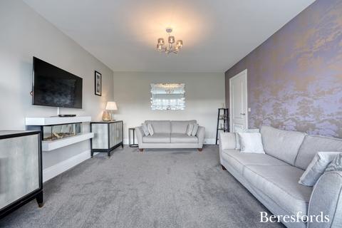 37 Farriers Way, Bulphan, Upminster, RM14 3EB