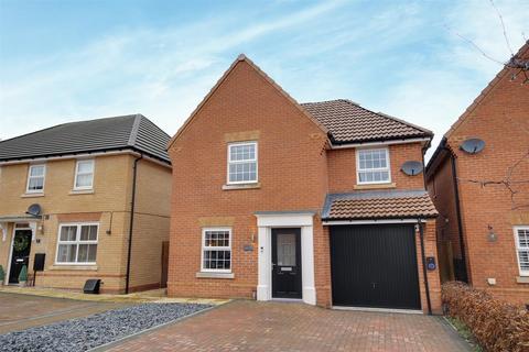 3 bedroom detached house for sale, Waudby Close, Hessle