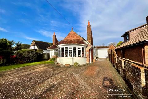 3 bedroom bungalow for sale, Lymington Road, Christchurch, Dorset, BH23