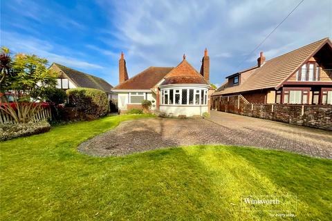 3 bedroom bungalow for sale, Lymington Road, Christchurch, Dorset, BH23