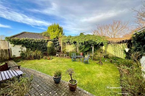 3 bedroom bungalow for sale, Lymington Road, Christchurch, Dorset, BH23