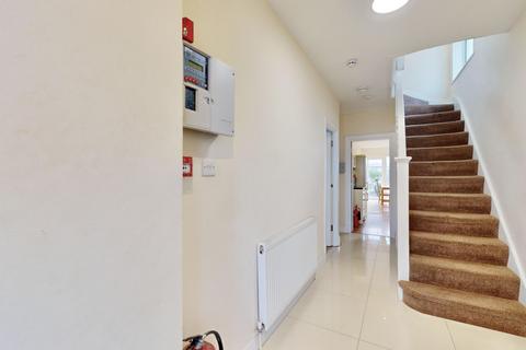 5 bedroom end of terrace house for sale, Allendale Road, Greenford, UB6