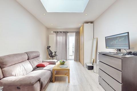31 Allendale Road, Greenford, UB6 0RA