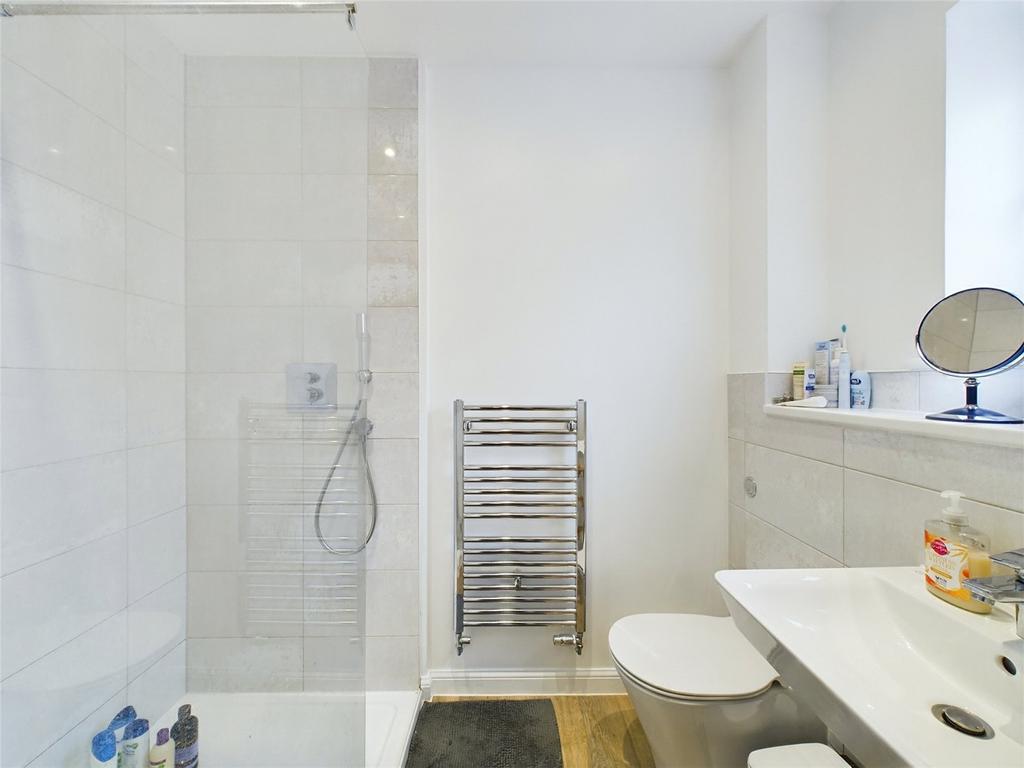 Ensuite