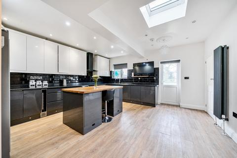17 Ridgemount Avenue, Croydon, CR0 8TR