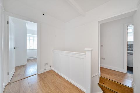 17 Ridgemount Avenue, Croydon, CR0 8TR