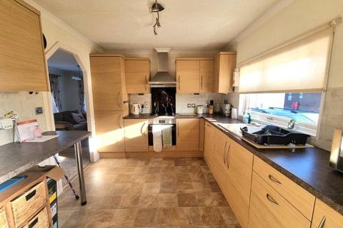 2 bedroom lodge for sale, Straight Road, East Bergholt, CO7