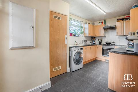 2 bedroom end of terrace house for sale, Tufter Road, Chigwell