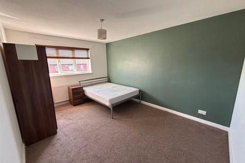 1 bedroom in a house share to rent, Culmington, Stirchley, Telford, Shropshire, TF3