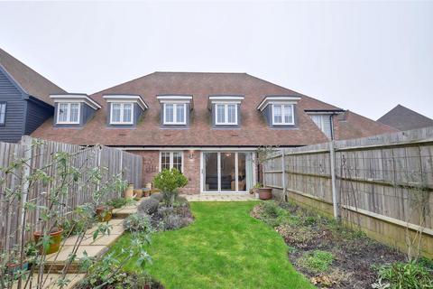 3 bedroom terraced house for sale, Fullers Way, Biddenden