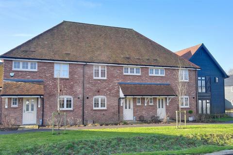 3 bedroom terraced house for sale, Fullers Way, Biddenden