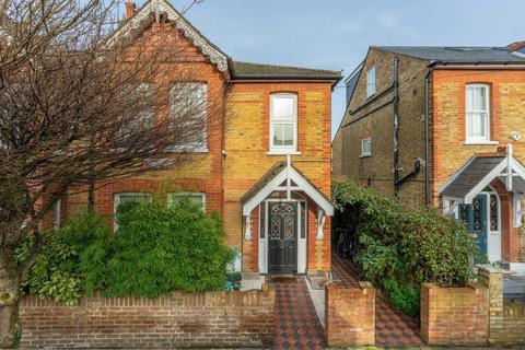 5a Hartington Road, Twickenham, TW1 3EL