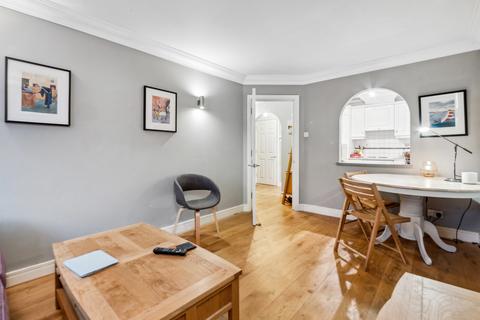 1 bedroom apartment for sale, Whitfield Street, London, W1T