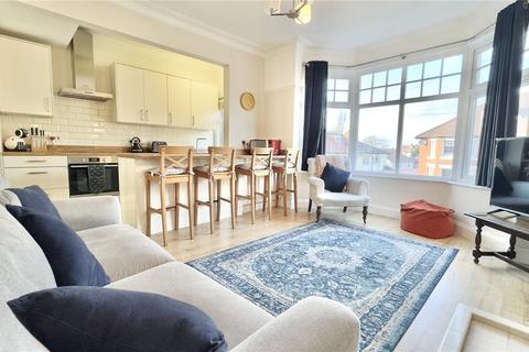 2 bedroom apartment for sale, Grosvenor Avenue, West Kirby, Wirral, Merseyside, CH48