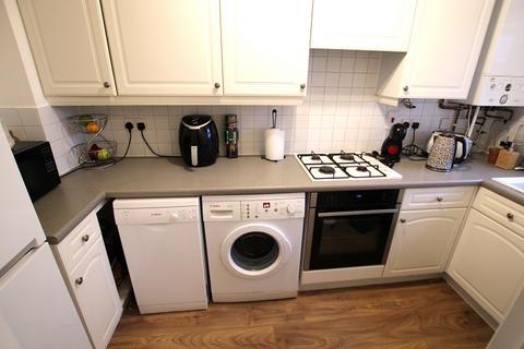 95 Foxleys, Carpenders Park, Watford, WD19 5DE