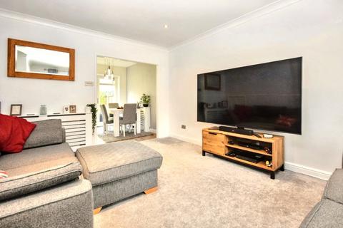 4 Meadowfield Rise, Stanley, Wakefield, WF3 4DB