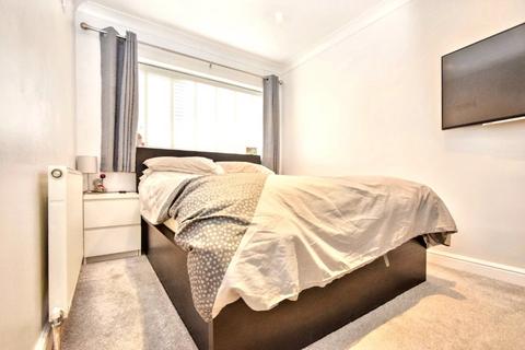 4 Meadowfield Rise, Stanley, Wakefield, WF3 4DB