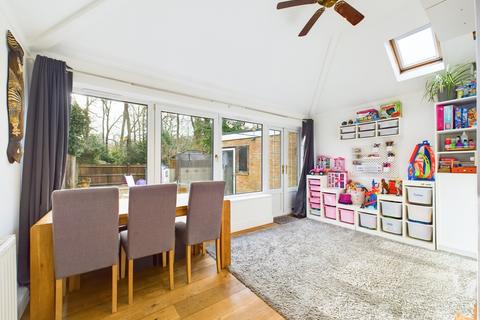 2 bedroom semi-detached bungalow for sale, Wellington Avenue, Whitehill, Bordon, Hampshire, GU35