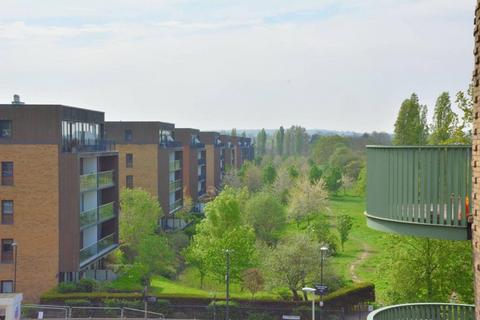 1 bedroom flat for sale, Tudway Road, Kidbrooke, London, SE3