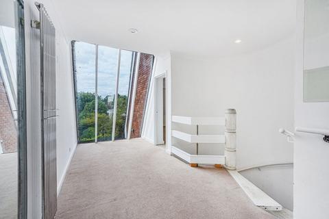 5 bedroom house to rent, Spurgeon Road, London SE19