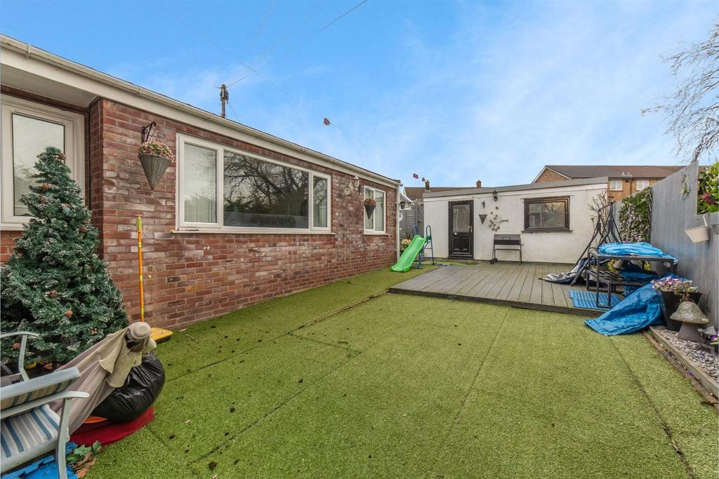 697 Monnow Way 1.jpg