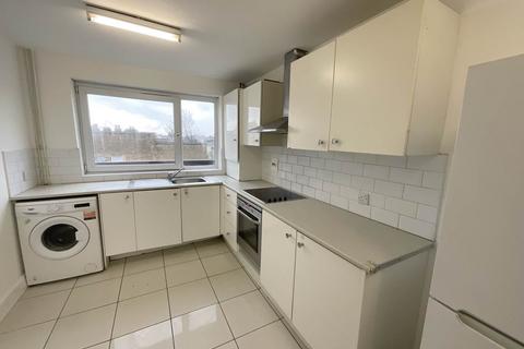 2 bedroom flat to rent, Buckingham Road, Stratford,