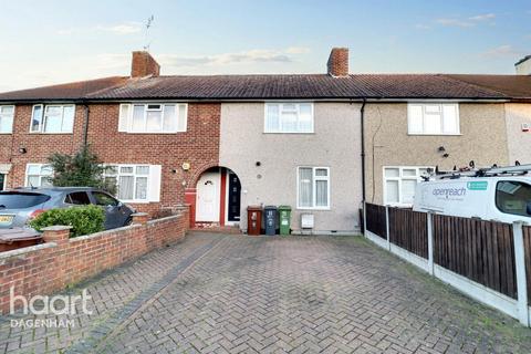 2 bedroom terraced house for sale, Cartwright Road, Dagenham