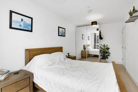 1 bedroom flat to rent, Lowe House, Nine Elms Point, SW8, Nine Elms, London, SW8