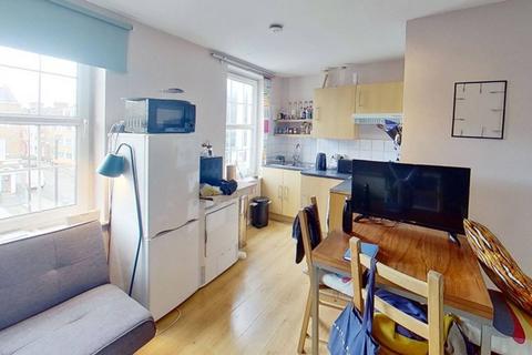 1 bedroom flat to rent, Clapham Road, Oval, London, SW9