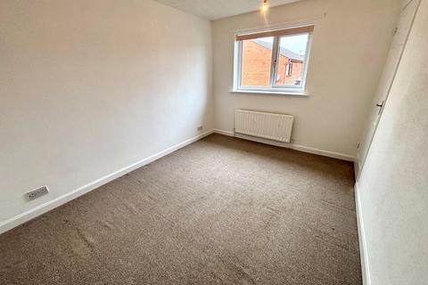 2 bedroom semi-detached house for sale, Swallow Close, Gainsborough