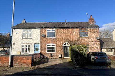 2 bedroom terraced house for sale, Crewe Road, Sandbach CW11