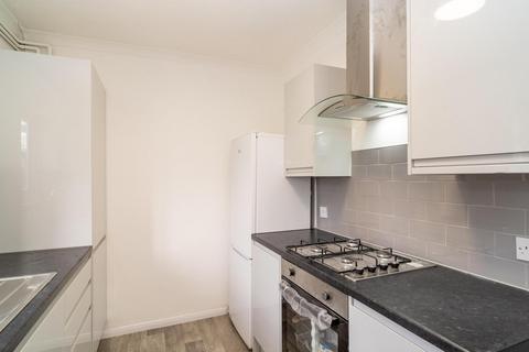 3 bedroom maisonette for sale, Eldon Avenue, Borehamwood, WD6