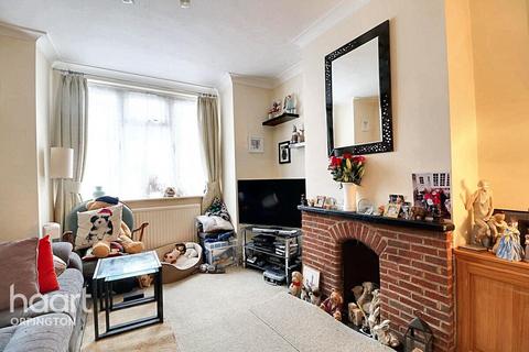 2 bedroom end of terrace house for sale, Laxey Road, Orpington