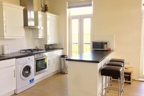 2 bedroom flat for sale, Mosquito Way, Hatfield, Hertfordshire, AL10