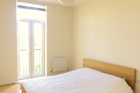 2 bedroom flat for sale, Mosquito Way, Hatfield, Hertfordshire, AL10