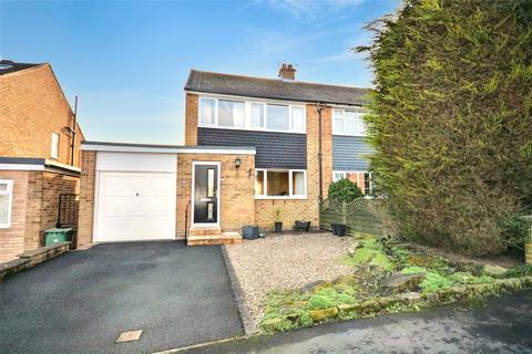 3 bedroom semi-detached house for sale, Kent Crescent, Pudsey, West Yorkshire