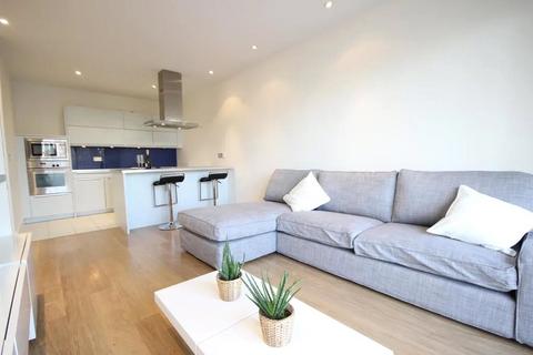 1 bedroom apartment to rent, Saffron House, Richmond, TW9