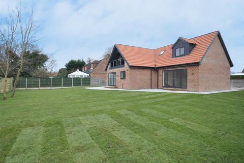 undefined, Kirton Lane, Thorne