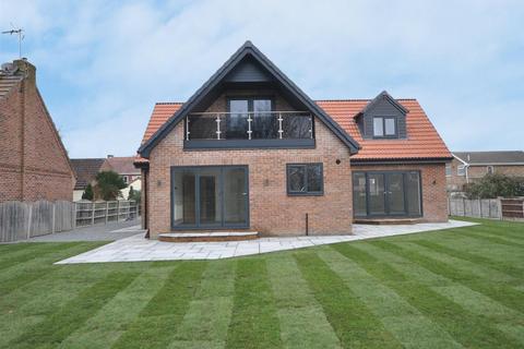 undefined, Kirton Lane, Thorne