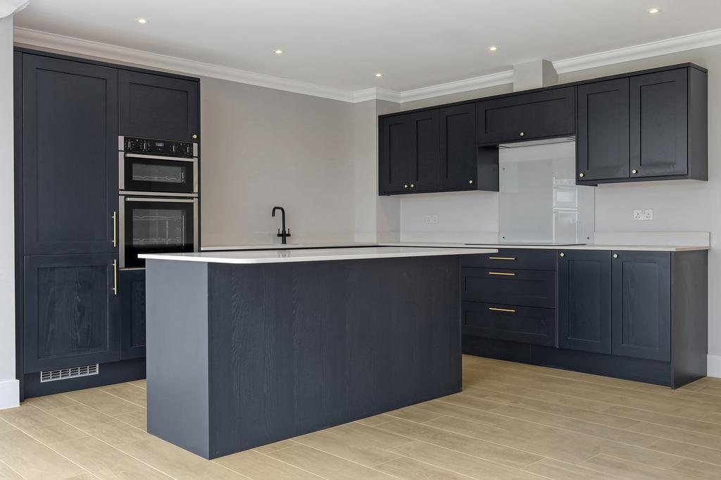 Kitchen 4