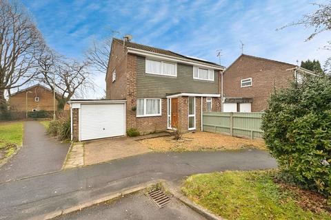 2 bedroom semi-detached house for sale, Cheviot Drive, Southampton SO45